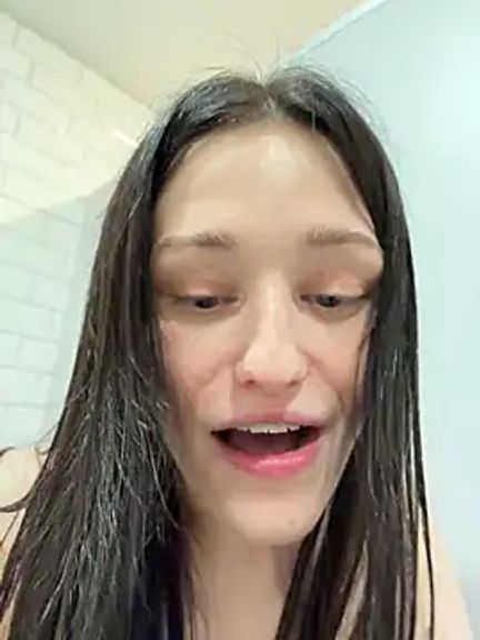Mia_Mia_M