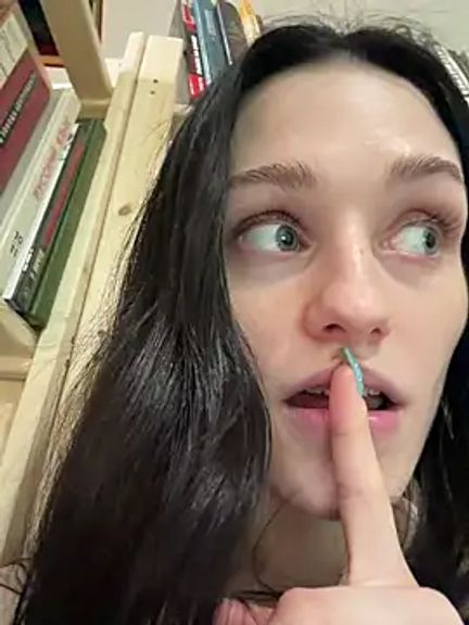 Mia_Mia_M
