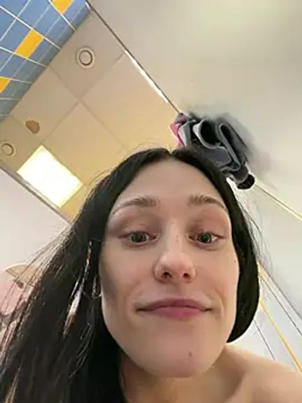 Mia_Mia_M