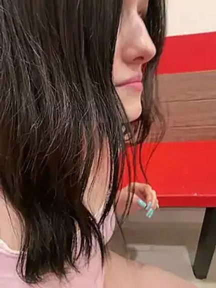 Mia_Mia_M