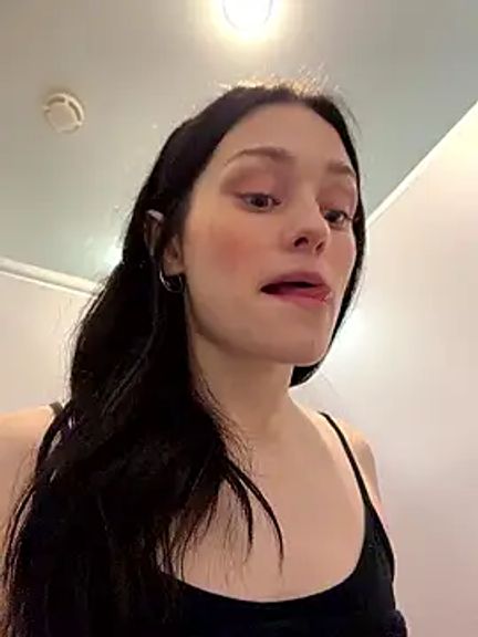 Mia_Mia_M
