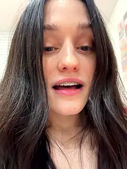 Mia_Mia_M