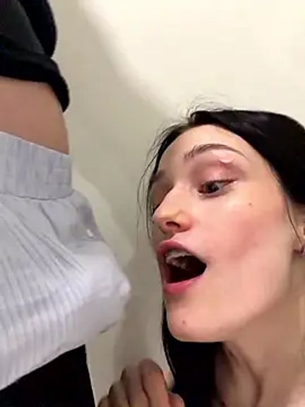 Mia_Mia_M