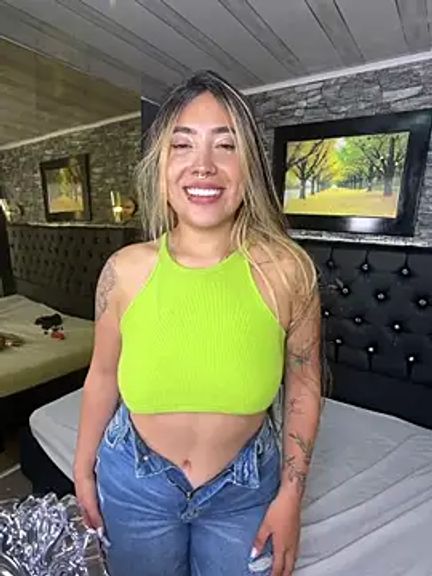 ManuelaVeeleez