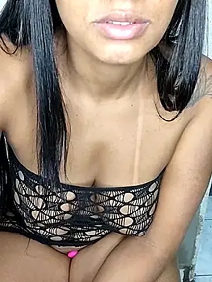 NeydeHotWife