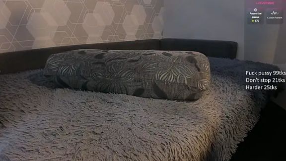 Eva_curlss