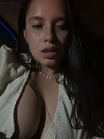Miss_Bella_Flame