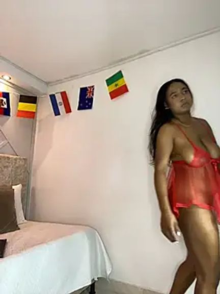 amara_queen_