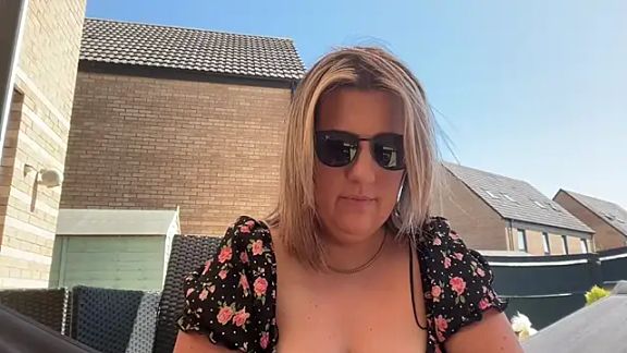 MsBelleWarick