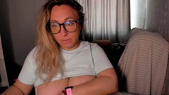 CumOnMy_Tits
