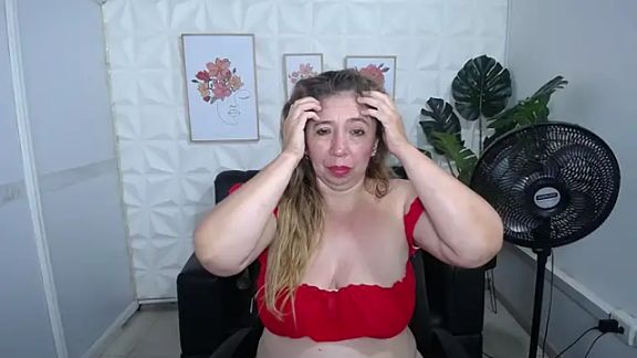 Valentinaa_mature