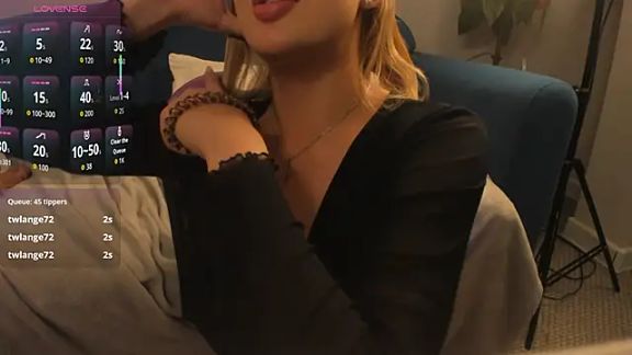 Emma__Leee