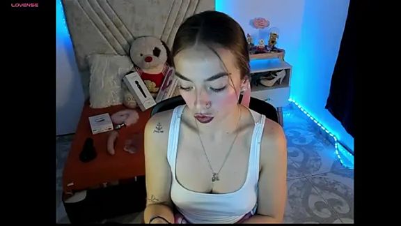 Mia_Victoria22