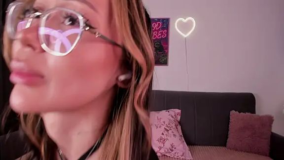 naomi_asian