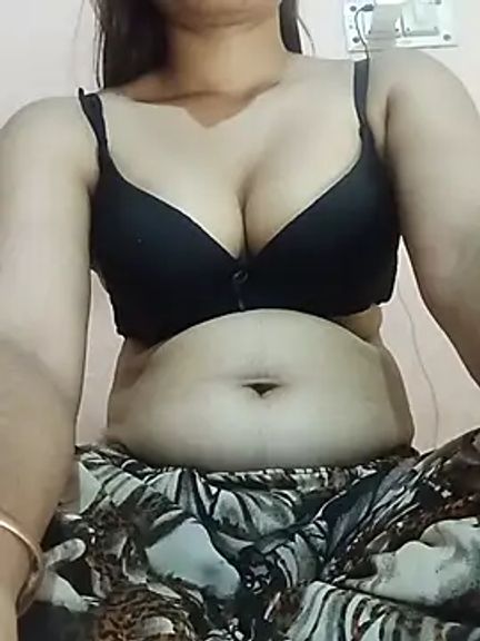 Hotgirl_nidhi