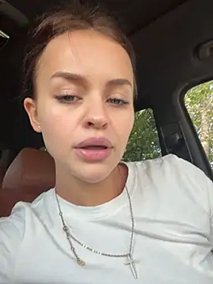 AngelinaTeller