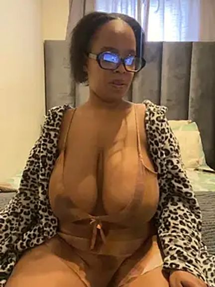 Saggy_areola95