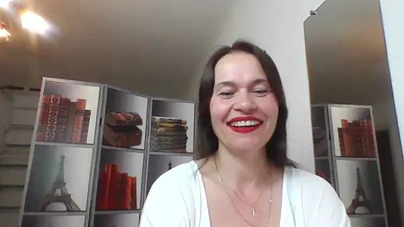 Selena_Moo