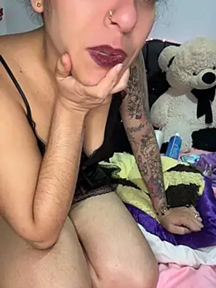 Melina-54