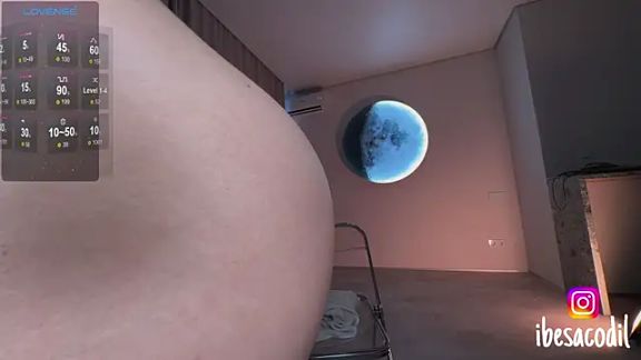 adriana_allien