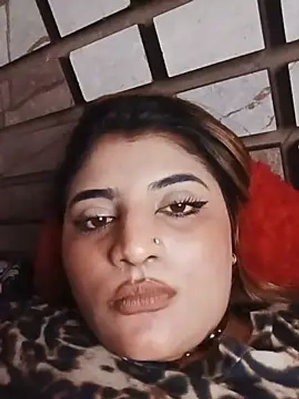Sanaya_Gil