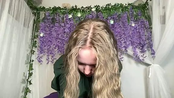 ElfGirlAna