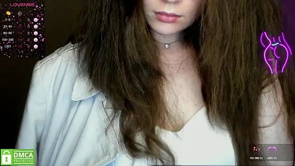 Alicia_redfollow