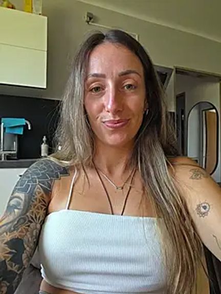 NicoleKaiser