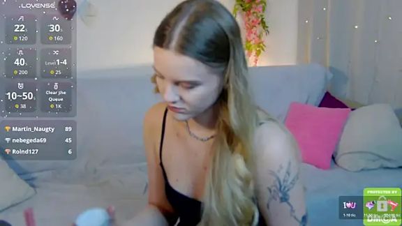 Emma_peach