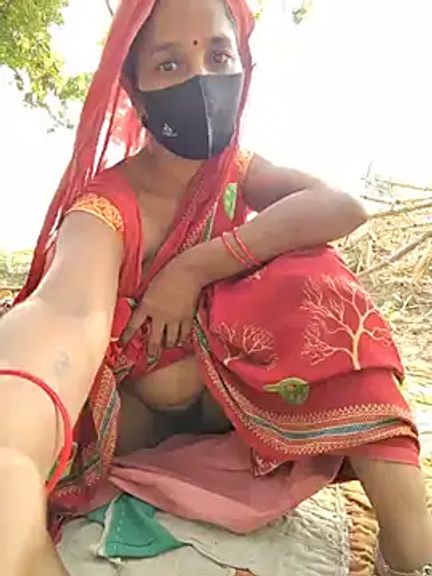 Village_Couples77