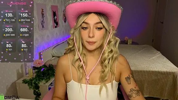 Emily_Bloom_119