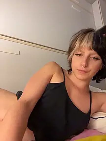MikaScarlet