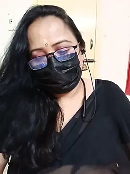 monisha_cam