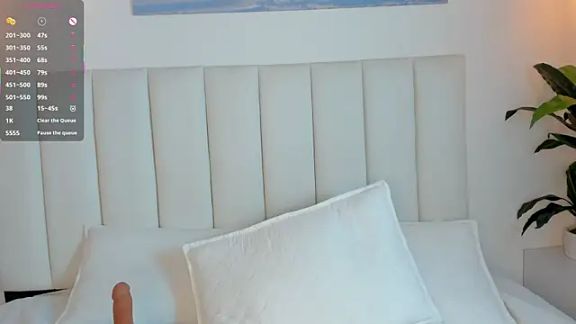 Megan_Brunette2