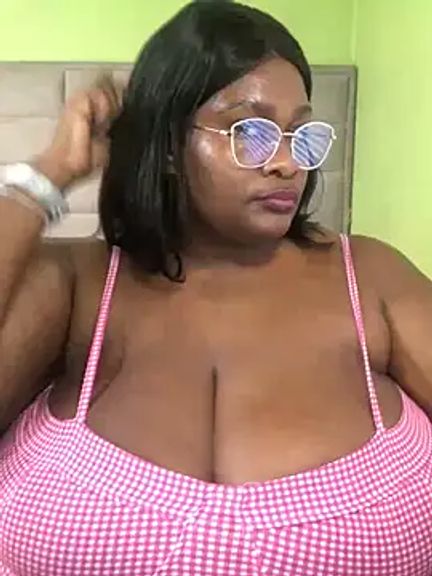 bustytitsxxx