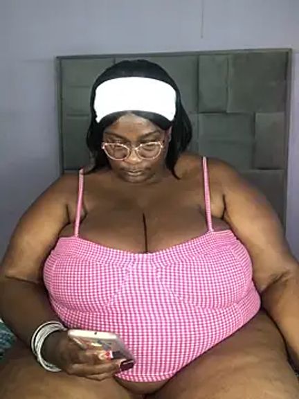 bustytitsxxx