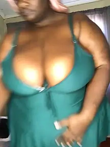 bustytitsxxx
