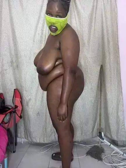 MaskedBootyLicious28