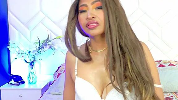 Kiara_Parker_