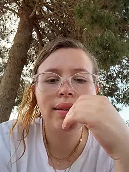 Zoe_brk