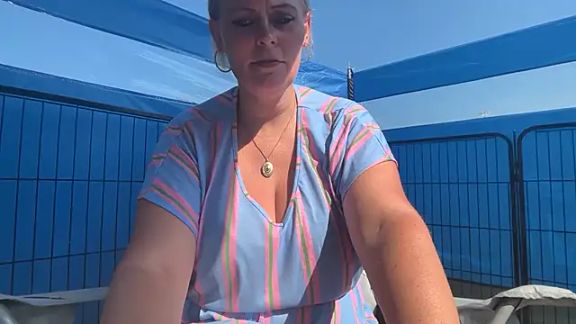 BustySwingingSlut