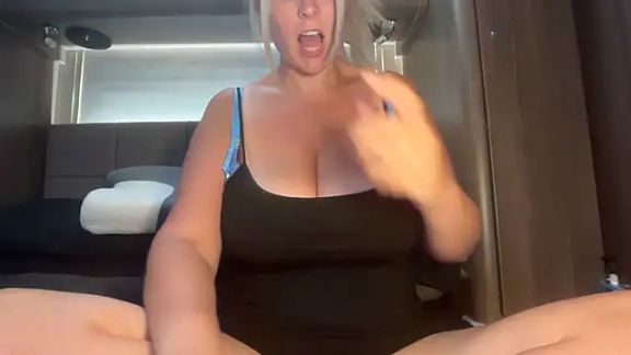 BustySwingingSlut