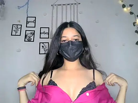 HOT_SNEHA4