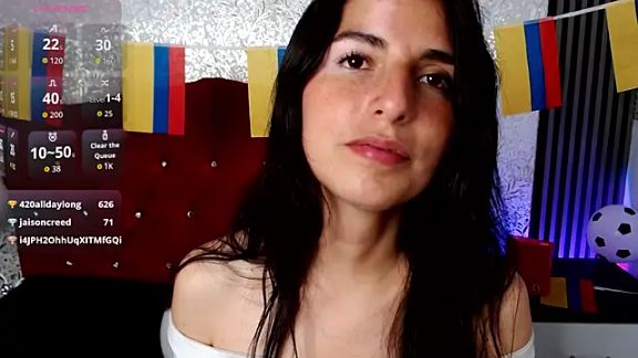 MiaVelasquez01
