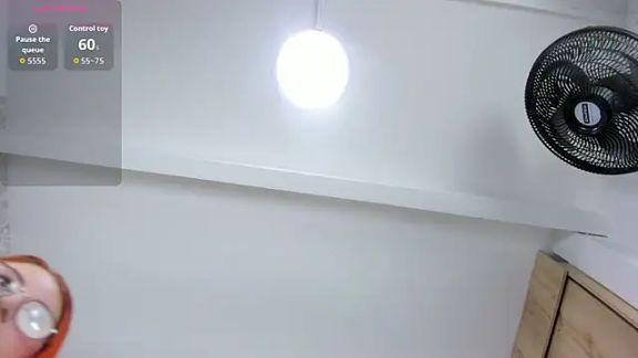 SCARLETTHUNT_