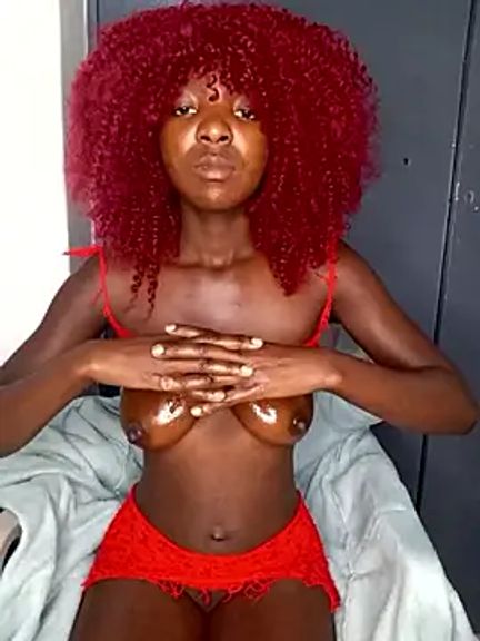PetiteEbonyBabe_