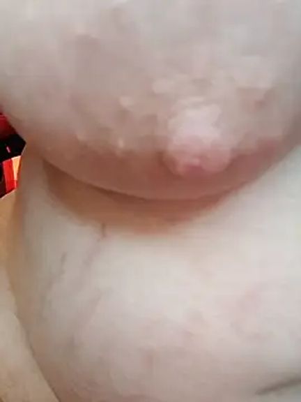 Gigi_hart7