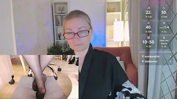 Alexandra_Kind