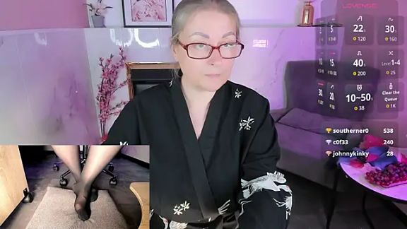 Alexandra_Kind