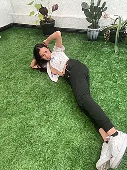 LilyRossi_